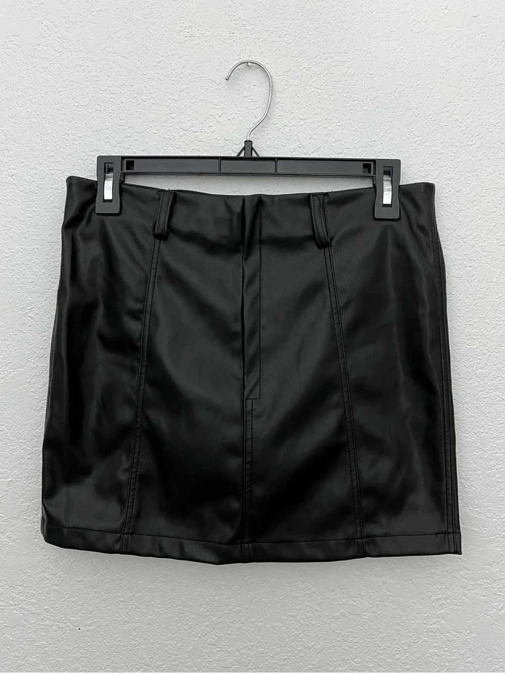 Rue21 Black Faux Leather Mini Skirt M with zipper